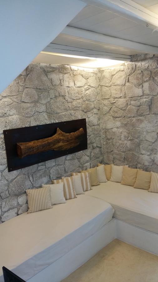 Milo Milo Suites Mandrakia Exterior photo